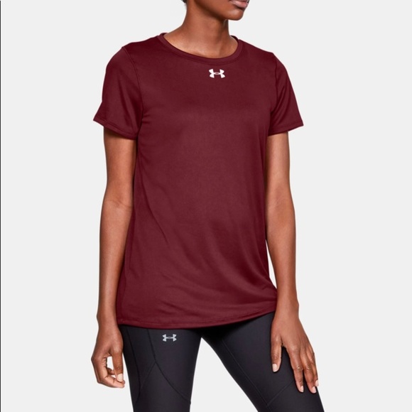 Under Armour Women’s Cranberry Locker T-Shirt Medium - Picture 1 of 5